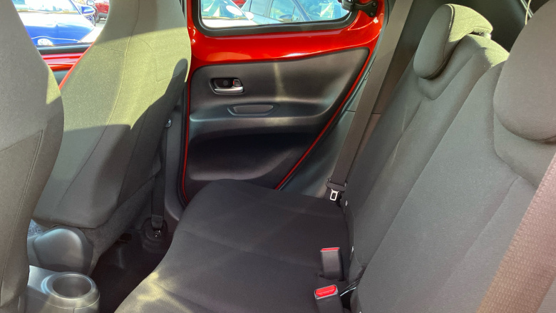 Toyota Aygo X 1.0 VVT-i Edge 5dr Petrol Hatchback